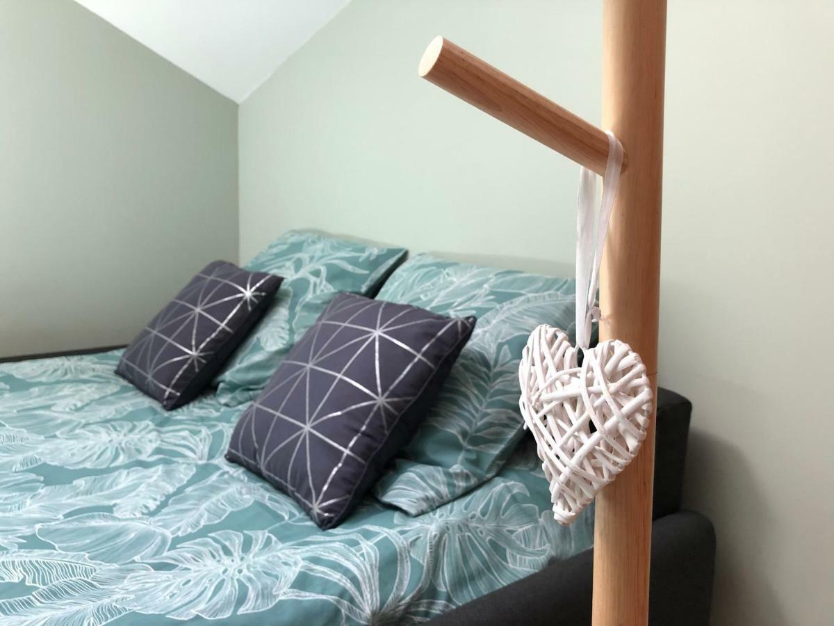 Gite Celeste Pour 6 Personnes Mardeuil Ngoại thất bức ảnh